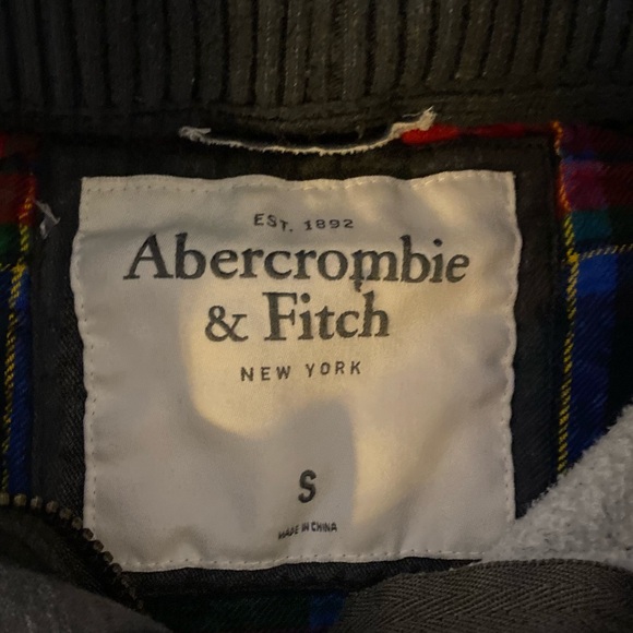 Abercrombie & fitch pull over sweater womens size S - Picture 2 of 3